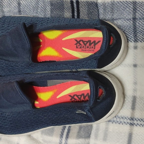 Sketchers memory gogo max shoes - Picture 3 of 6